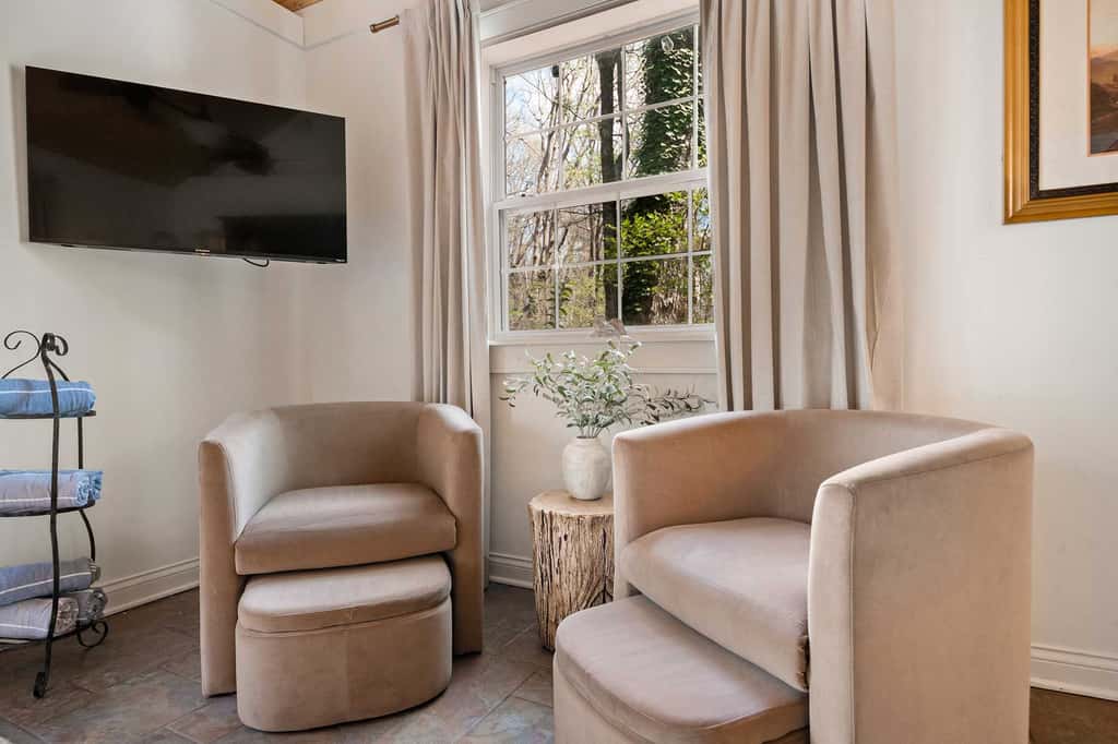 Amicalola Suite on Lookout Mountain