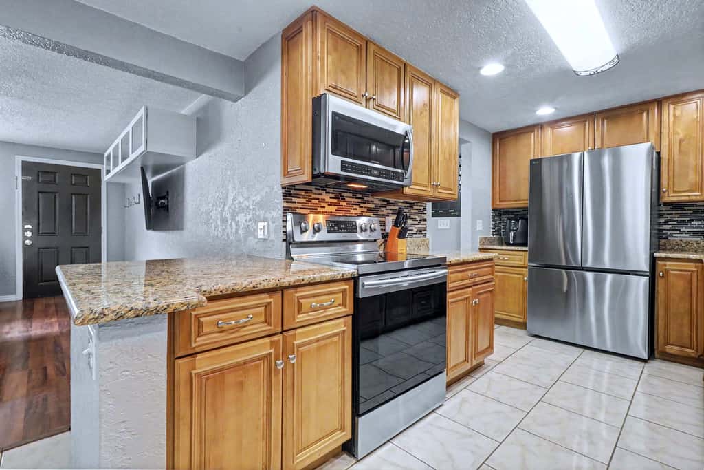 Family and dog friendly home with private pool