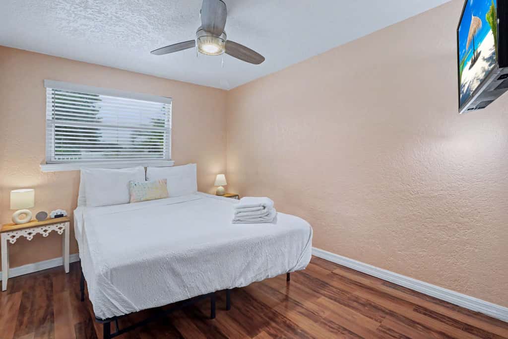 Family and dog friendly home with private pool