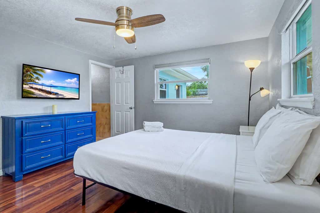 Family and dog friendly home with private pool