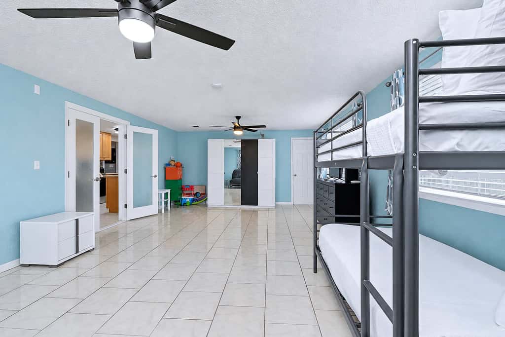Family and dog friendly home with private pool