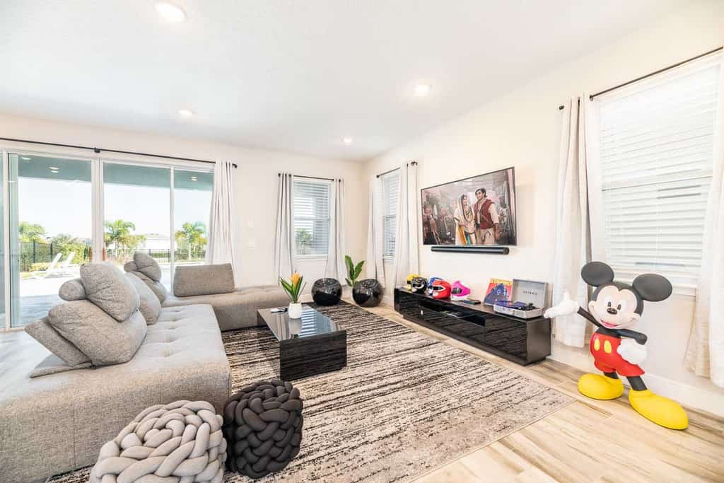 Pop Culture House with Entertainment Loft Area