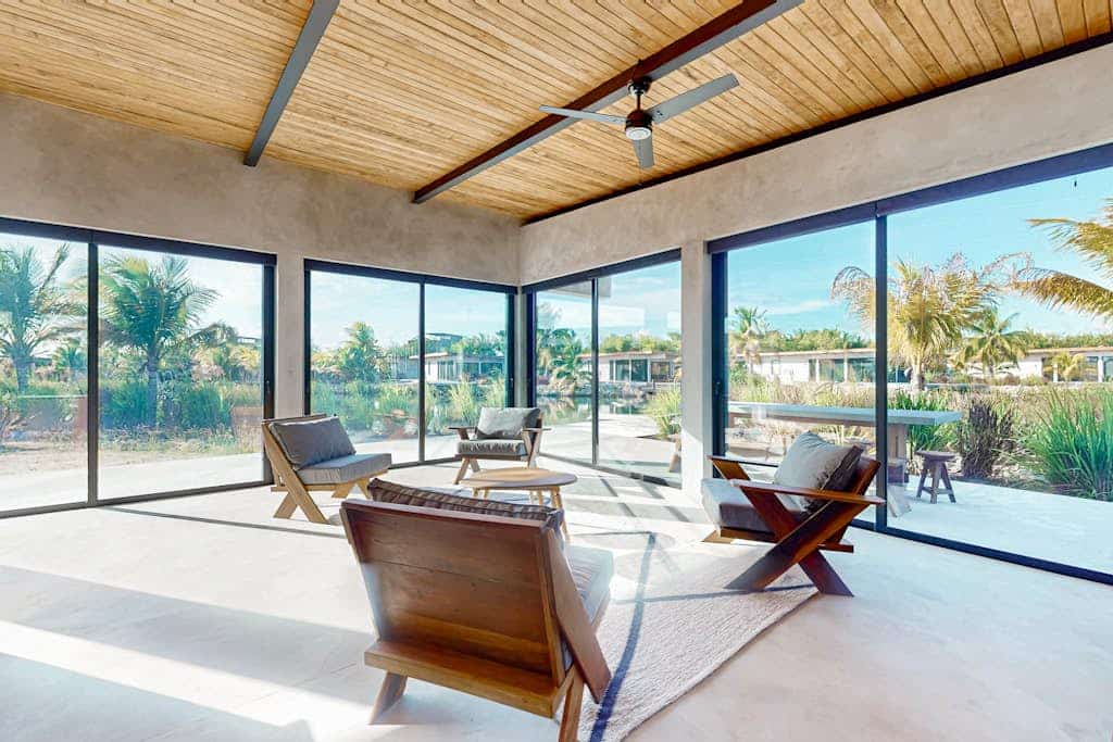 Waterfront villa with private pool, furnished deck & gas grill