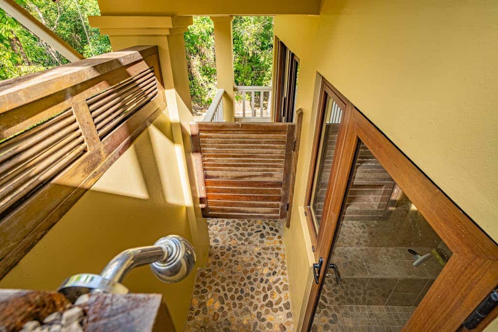 Treehouse at Sanctuary Belize
