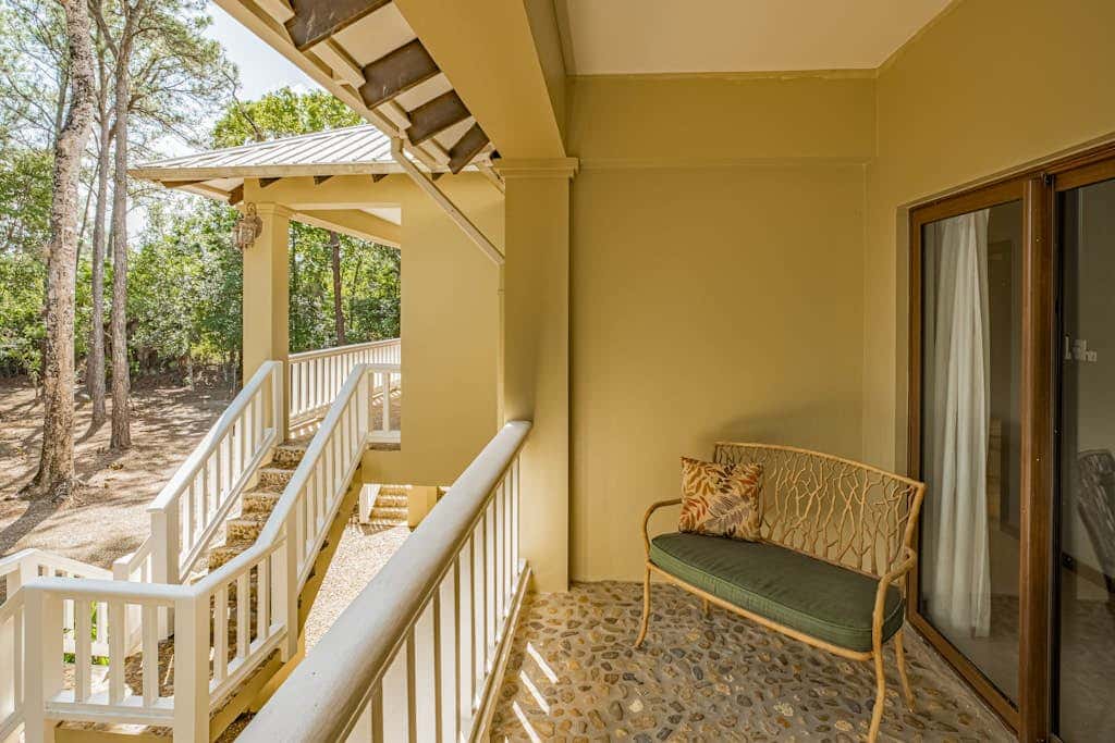 Treehouse at Sanctuary Belize