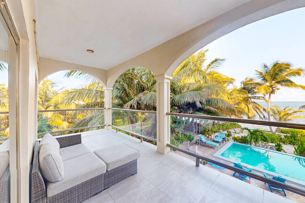 D2 at Blue Water Beach Villas -Gold Standard Certified