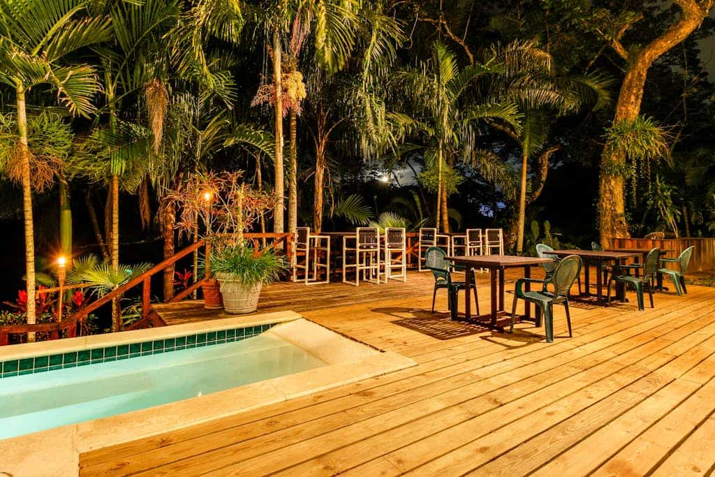 Romantic Suite on Riverfront Property with WiFi, AC & On-Site Pool/Dining