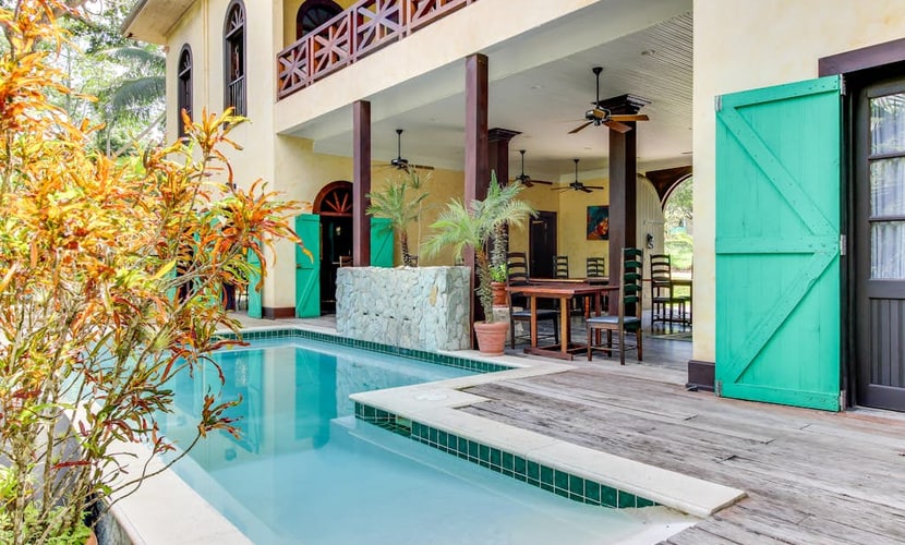 Lovely Riverfront Suite w/ Balcony, WiFi, AC, Pool & Gorgeous View