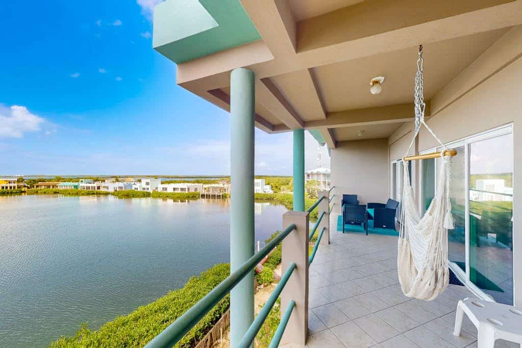Seaside Waterfront Condo w/ Ocean View, Pool, Central AC & WiFi - Dogs OK