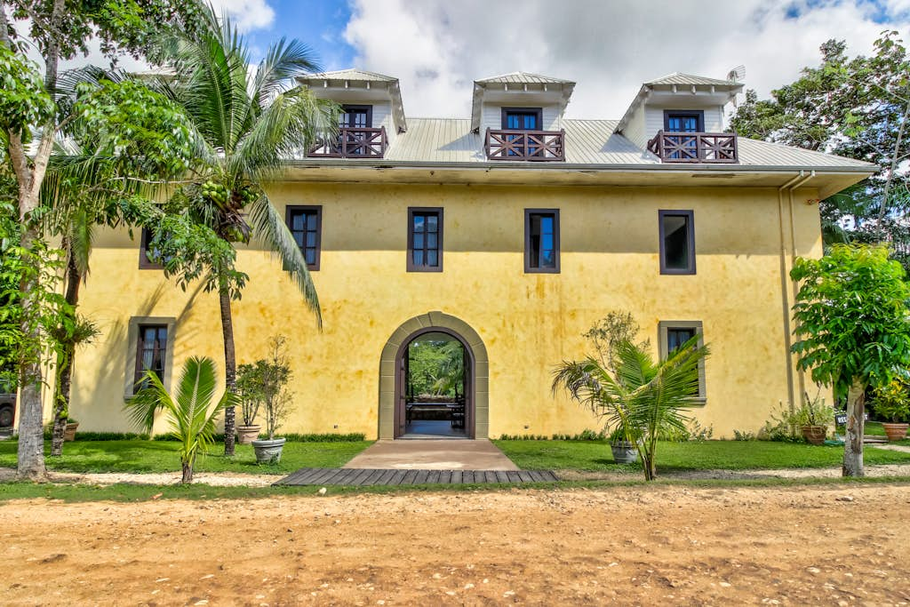 Mahogany Hall Gold Standard Certified