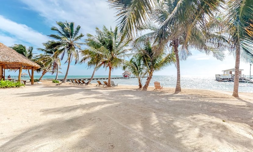 Ocean-view condo with pool, immediate beach access & partial AC