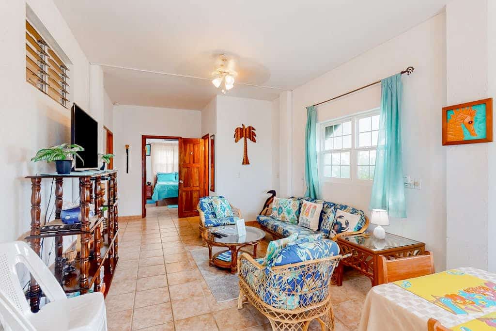 Stunning Oceanfront Villa w/ Private Pool, Dock, Ocean View, Partial AC & WiFi