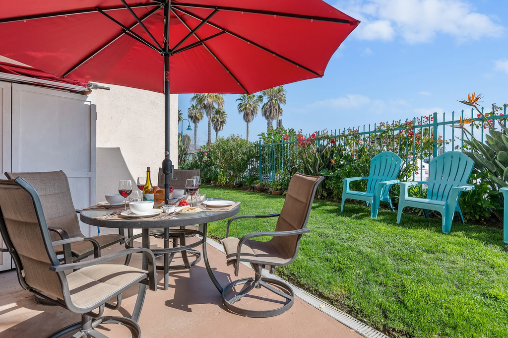 Carpinteria Shores CS 103