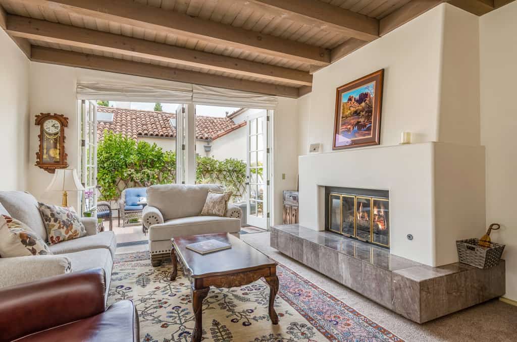 Enjoy the Beauty of Downtown Santa Barbara Walk Everywhere!