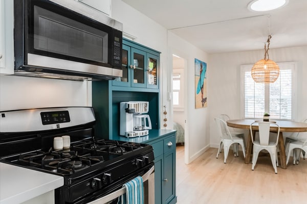 Private Home in Avila Beach, Walk to Town and Beach