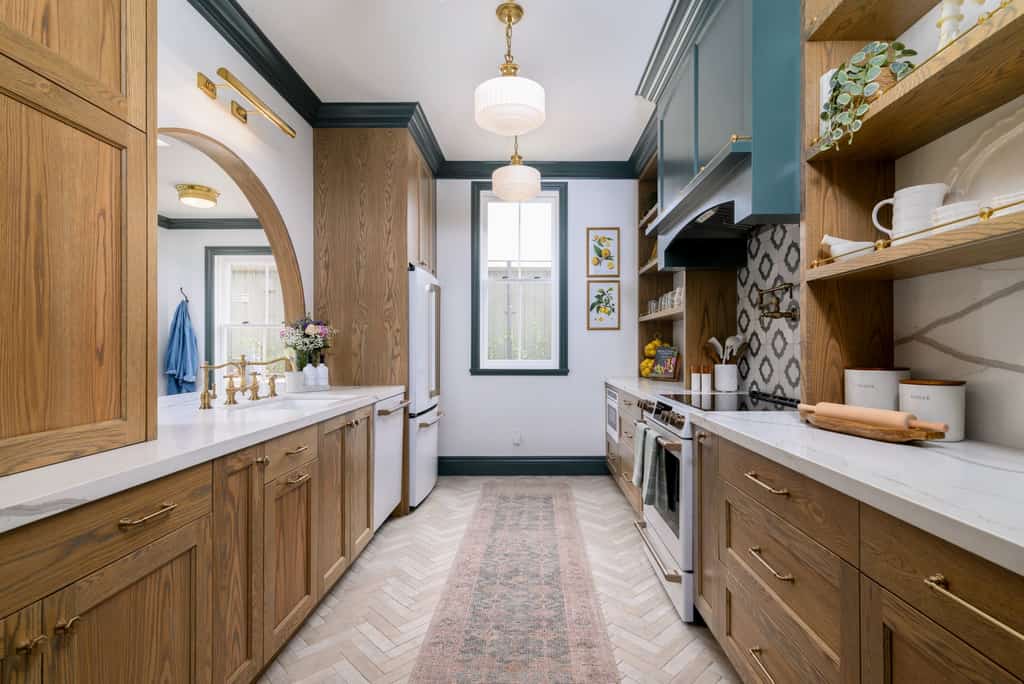 Beautiful Magical Historic Webster House at Eleison Farms - Avocado Ranch 3 BD/2 BA