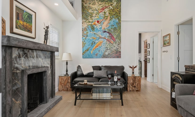 NEW Driftwood Villa – 3BD, 2BA Close to Beach and Everything!