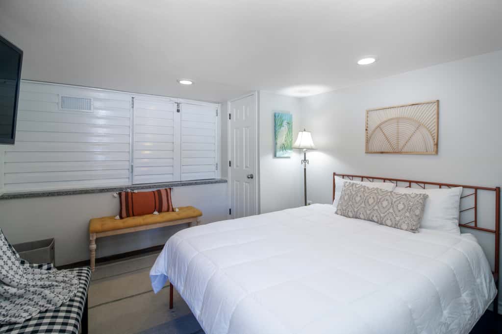 Copper Bottom - Waterfront 4BR, Dock, Pools, Golf