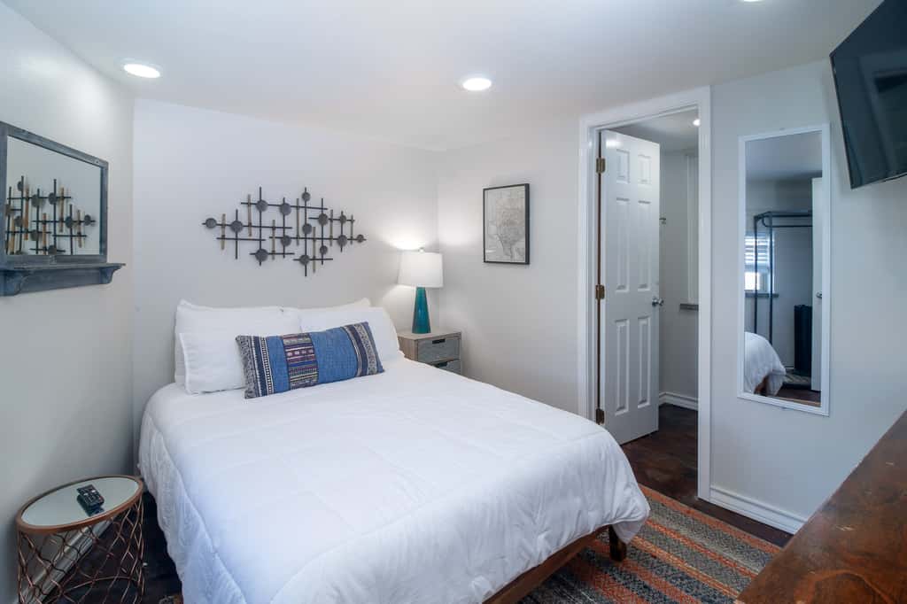 Copper Bottom - Waterfront 4BR, Dock, Pools, Golf
