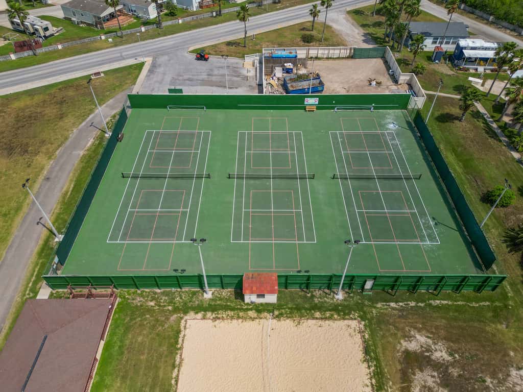 Copper Bottom - Waterfront 4BR, Dock, Pools, Golf