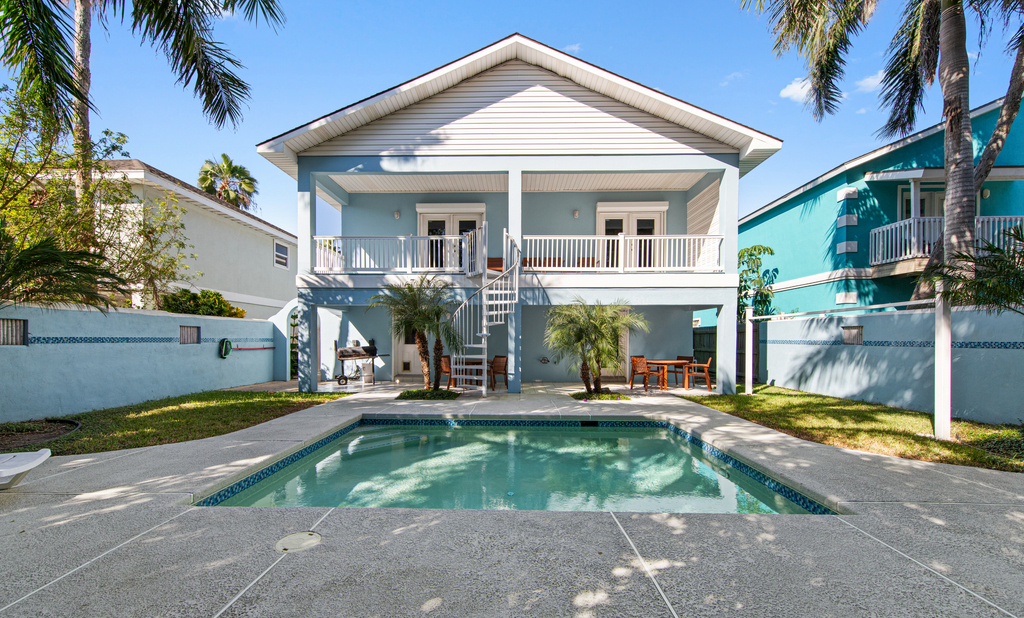Zen Garden - 4BR, Private Pool, Bay Views