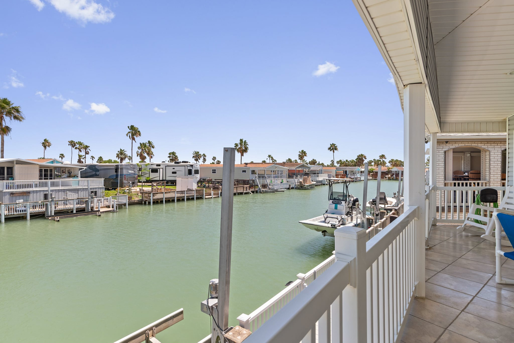 Sundial Circle - Waterfront, Pools, Golf, Tennis