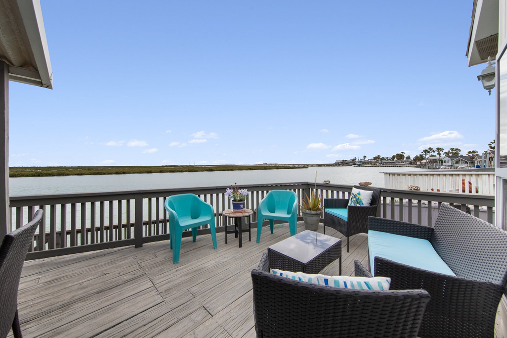 Little Launch - Waterfront, SpaceX Views, Pools