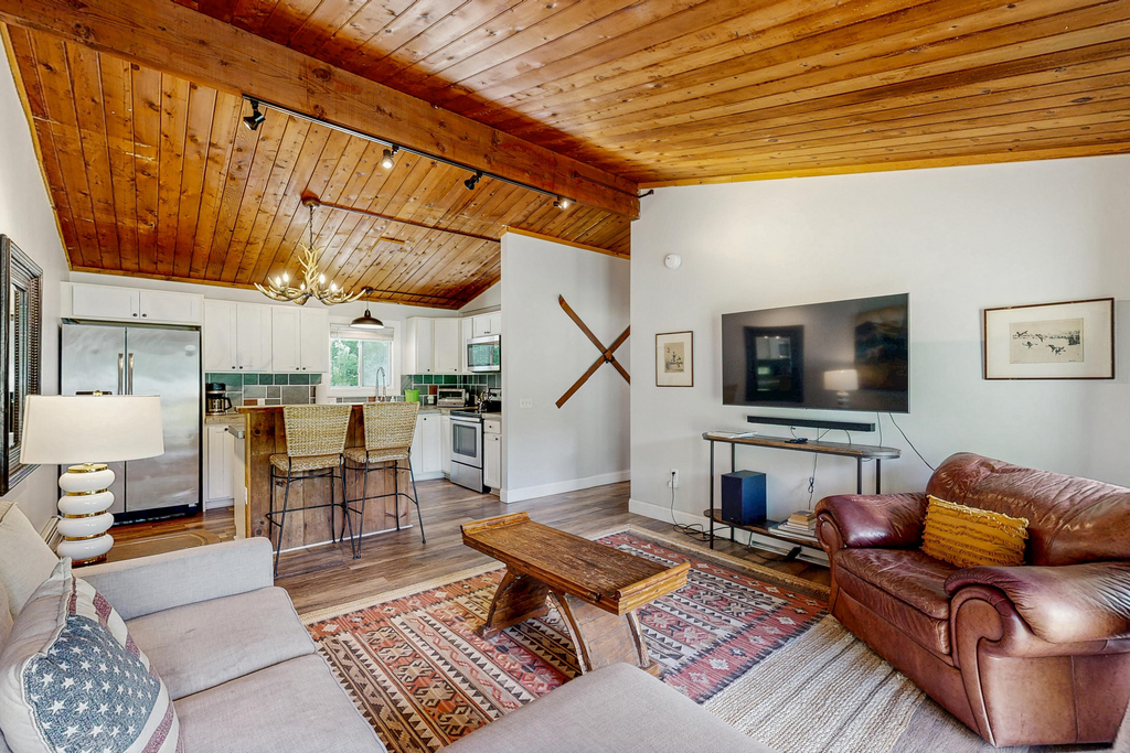 Griffin Chalet 1