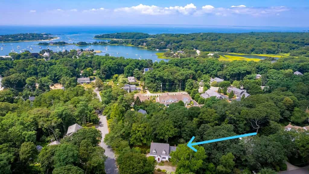 West Falmouth Family Retreat Near Chapoquoit Beach