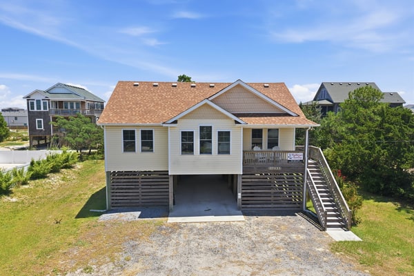 SO488 Salvo Sunrise - Newly renovated oceanside home