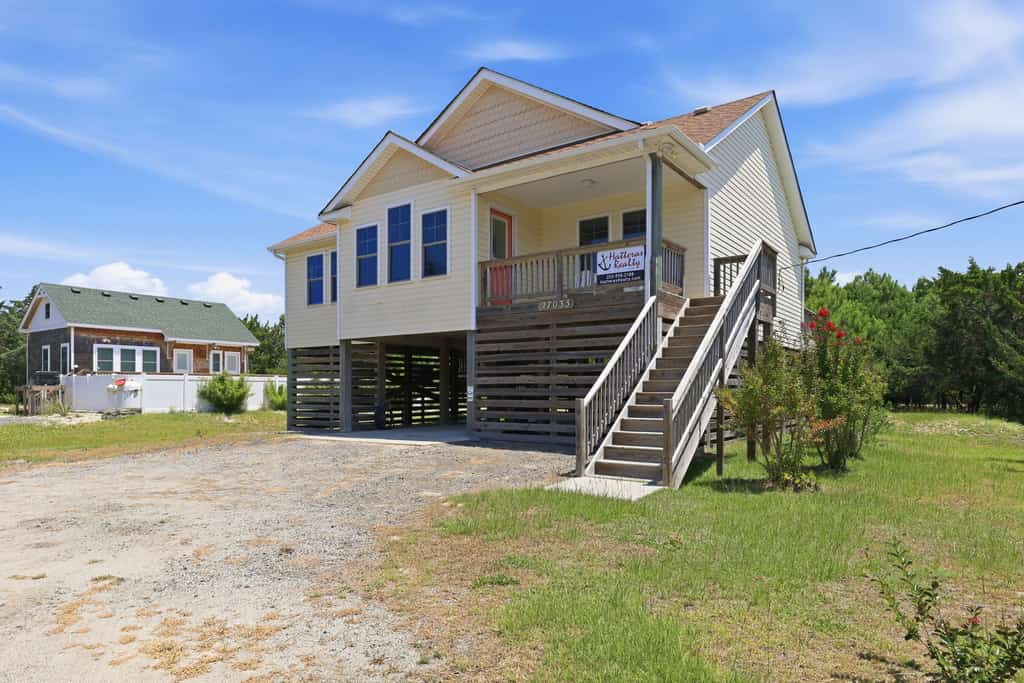 SO488 Salvo Sunrise -  Newly renovated oceanside home