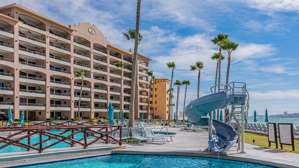 Sonoran Spa E-408 – Inviting Oceanview Condo with Relaxing Coastal Vibes