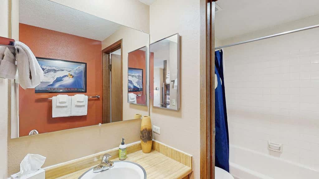 Bogus Basin Ski Condo | Walk to the Lifts