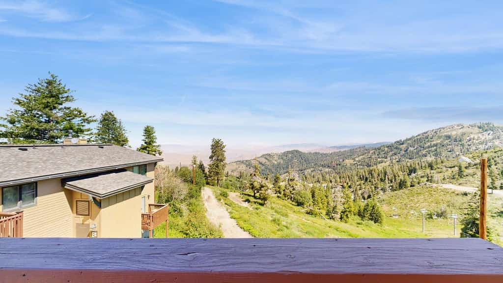 Make the most of your time on the mountain from this second-floor ski-in/ski-out condo in Bogus Basin. A cozy home base with easy access to the slopes and trails, it features a functional kitchen, flexible sleeping arrangements, and a private deck overlooking Boise. Whether you're visiting for ski season or summer adventures, you'll be just steps from everything Bogus Basin has to offer.