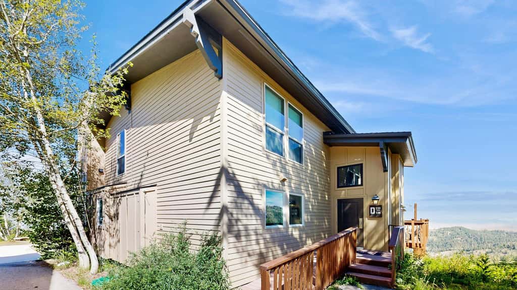 Bogus Basin Ski Condo | Walk to the Lifts