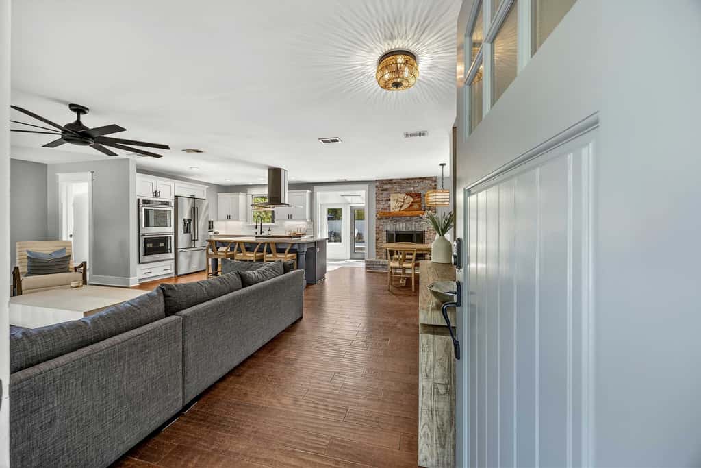 Prime Location Dream Home Outdoor Oasis & Pool