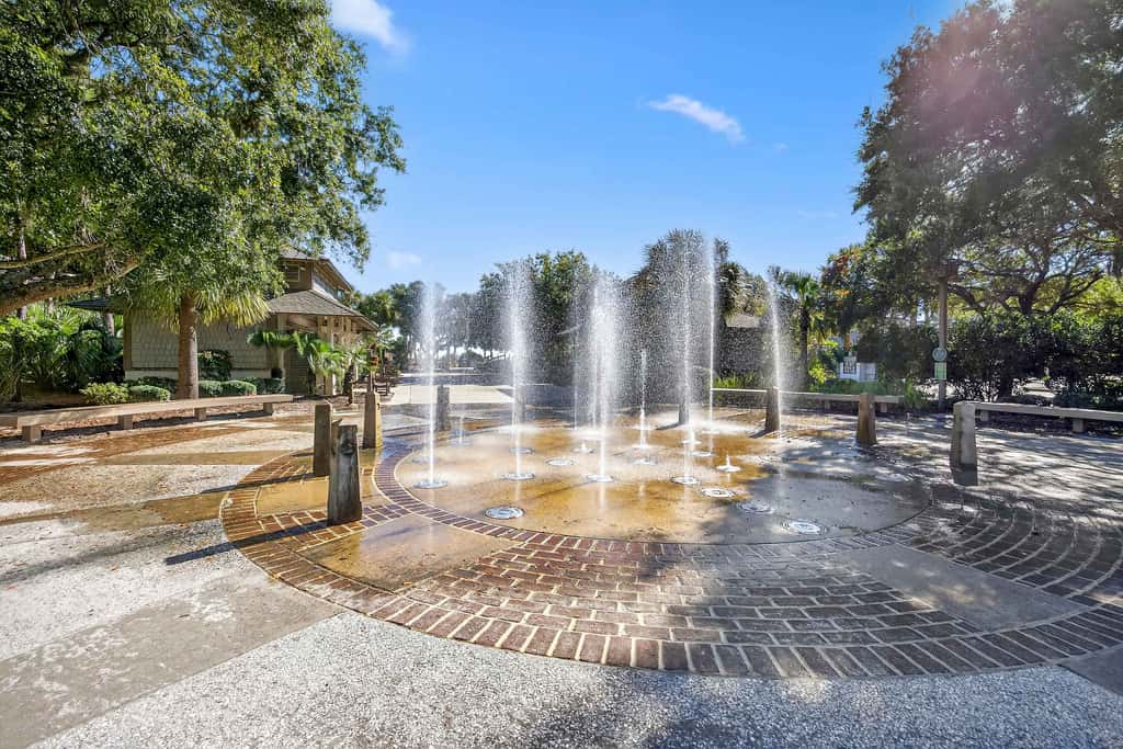 Prime Location Dream Home Outdoor Oasis & Pool