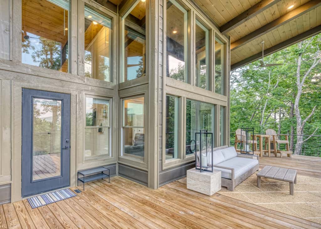 Mountain Abode - Hot tub & mountain views