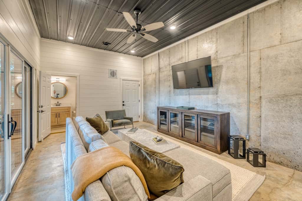 Mountain Abode - Hot tub & mountain views