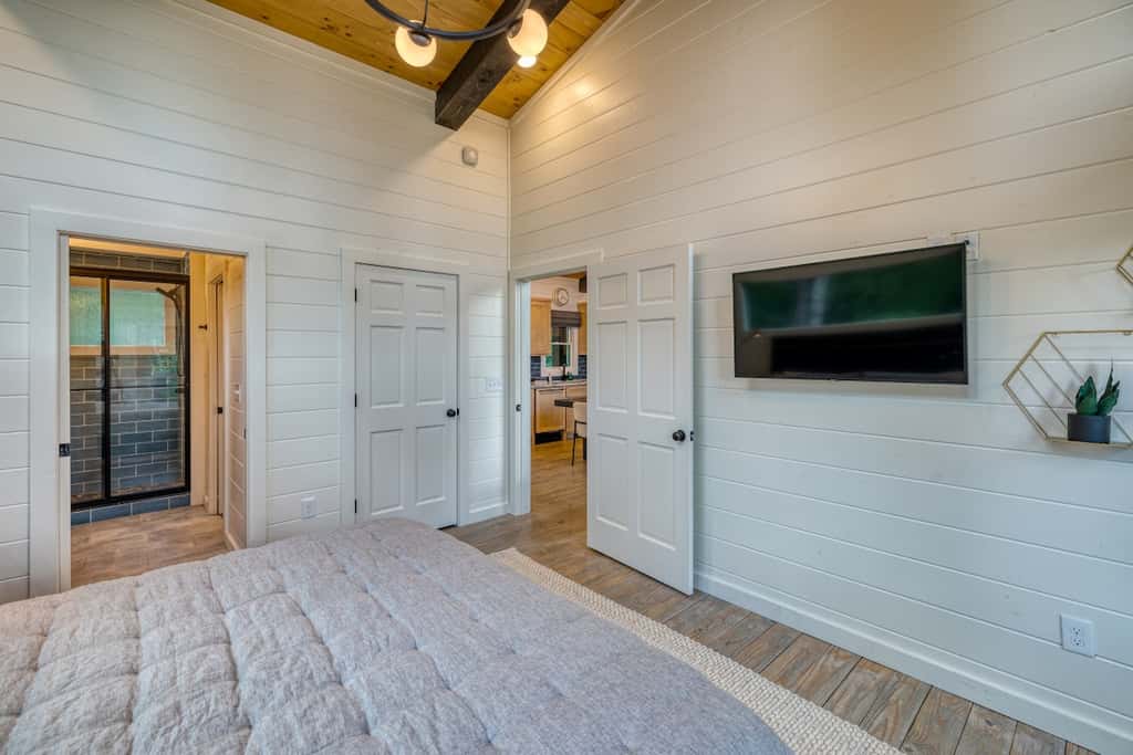 Mountain Abode - Hot tub & mountain views