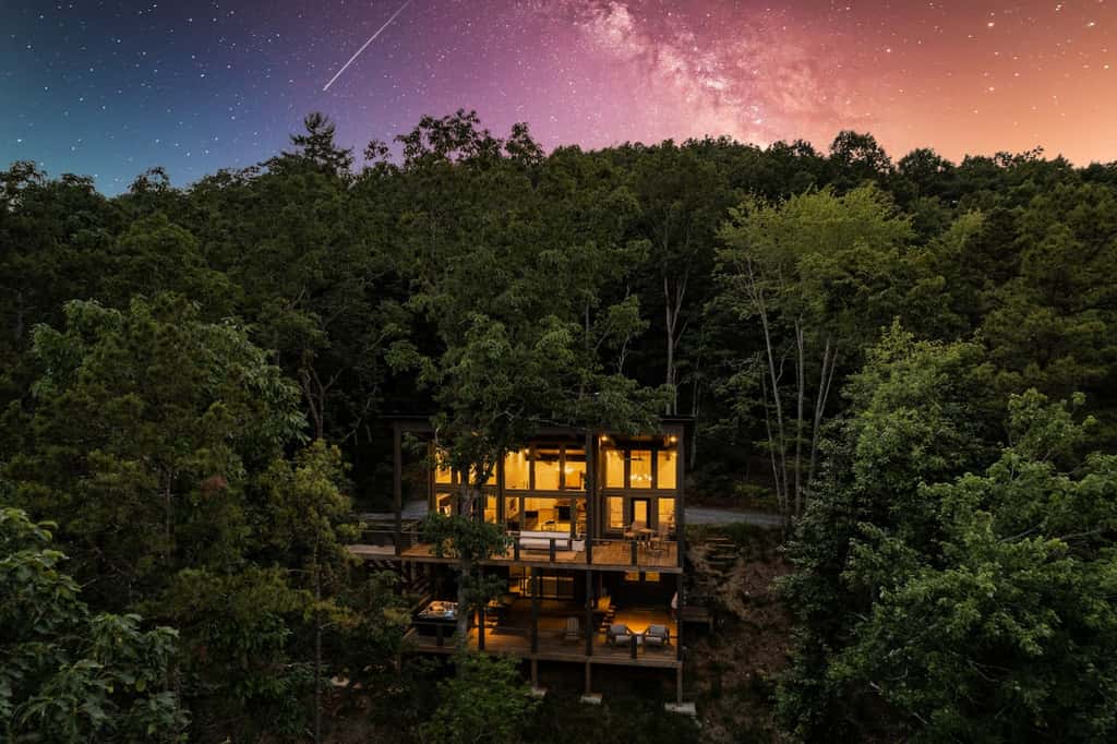 Mountain Abode - Hot tub & mountain views