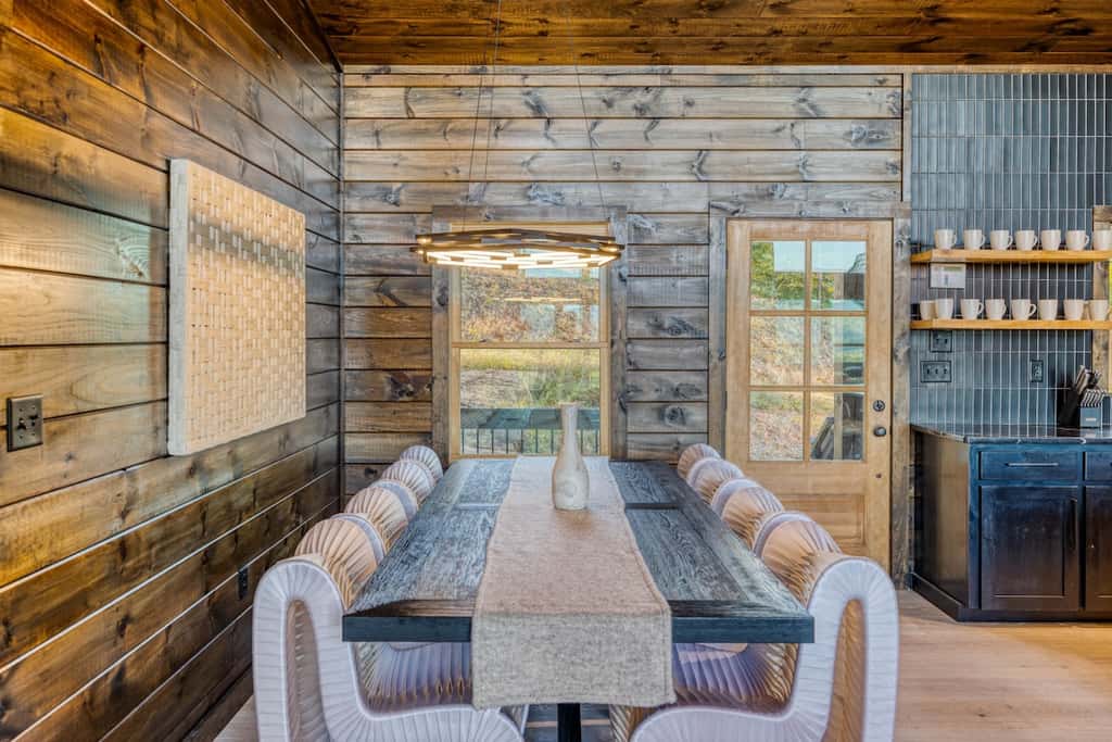 Pinnacle Place - Hot tub & mountain views