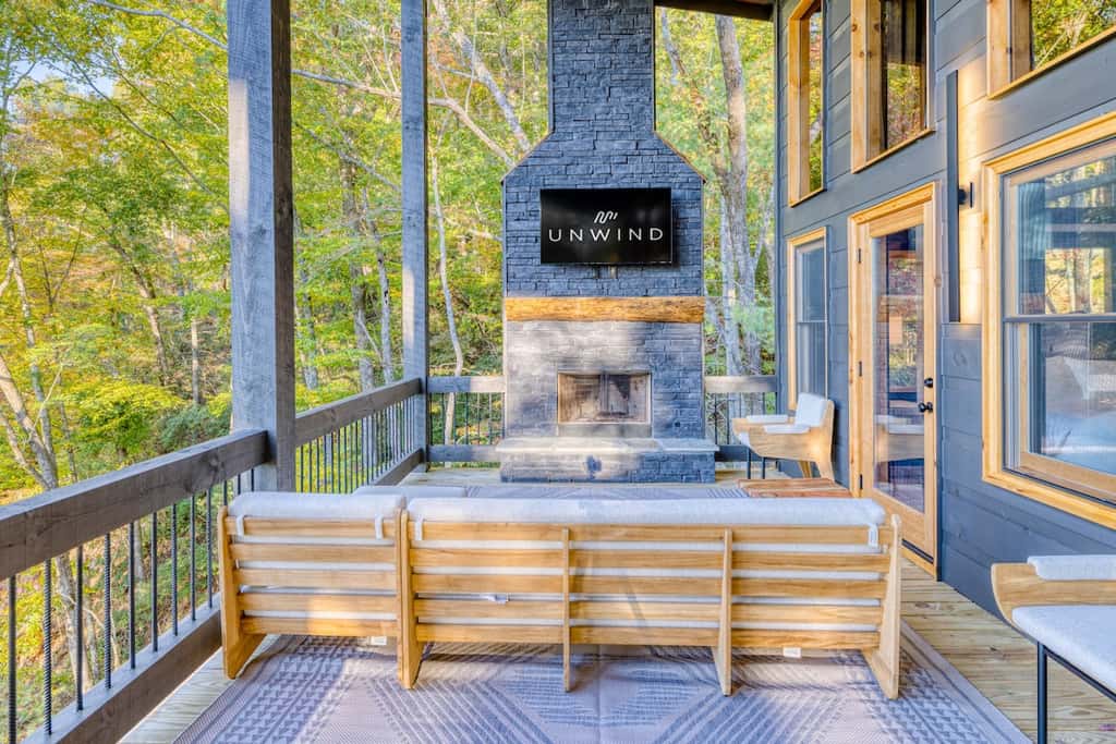 Pinnacle Place - Hot tub & mountain views