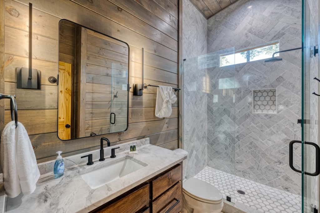 Pinnacle Place - Hot tub & mountain views