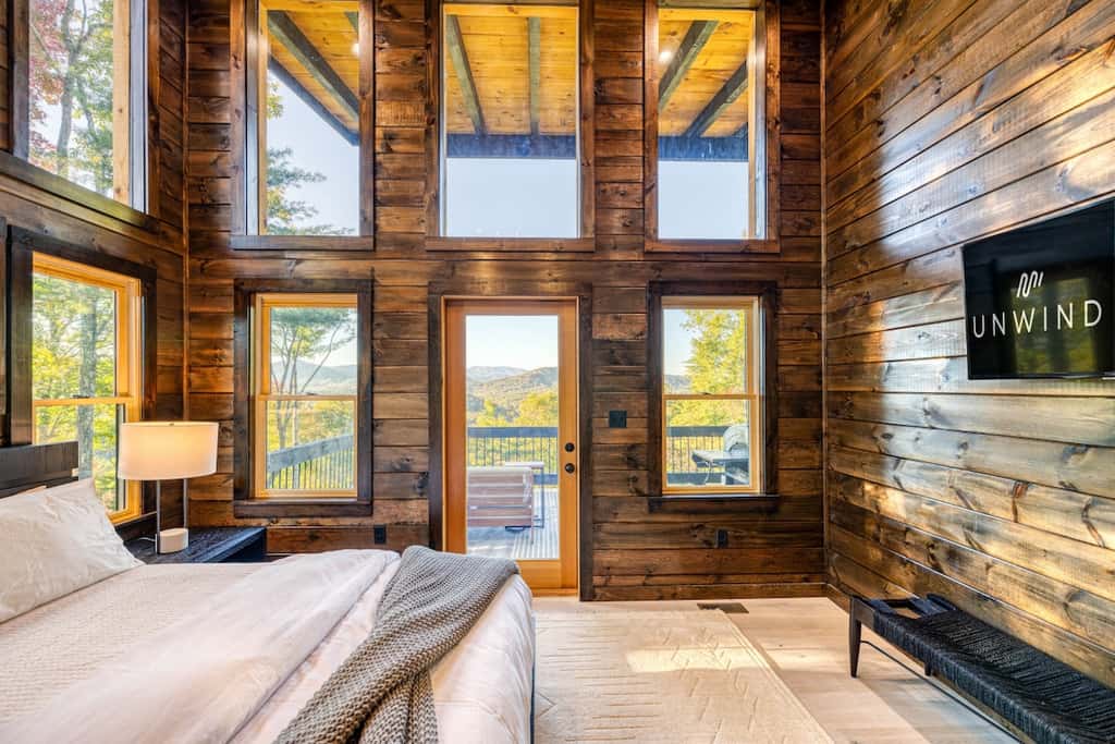 Pinnacle Place - Hot tub & mountain views