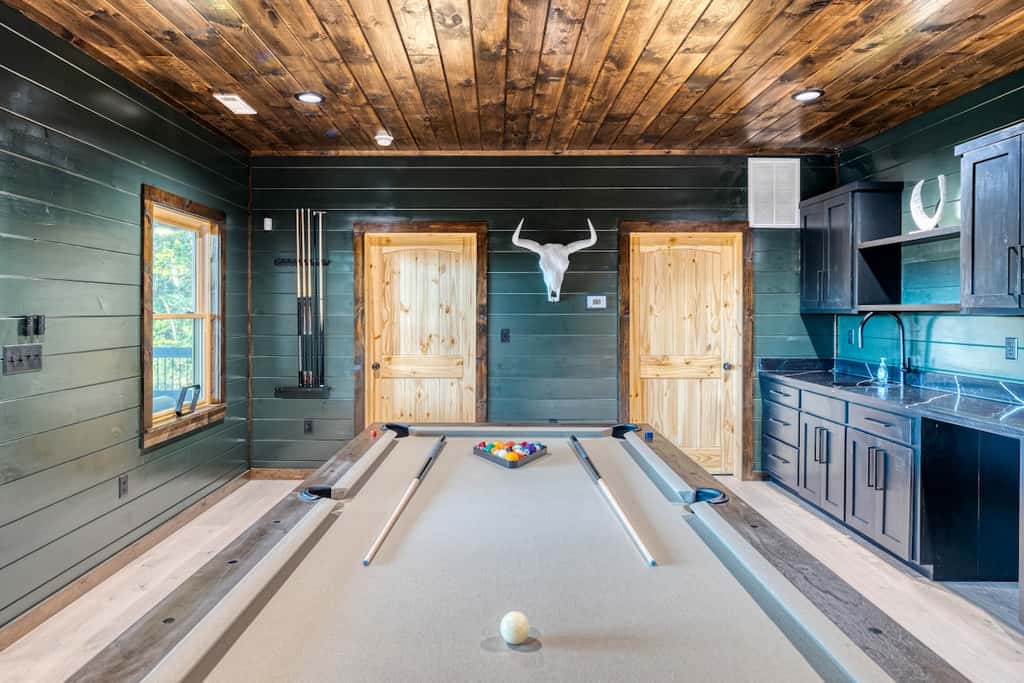 Pinnacle Place - Hot tub & mountain views