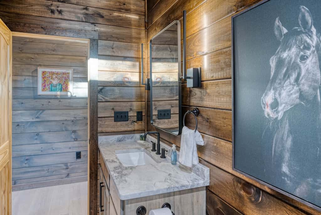 Pinnacle Place - Hot tub & mountain views