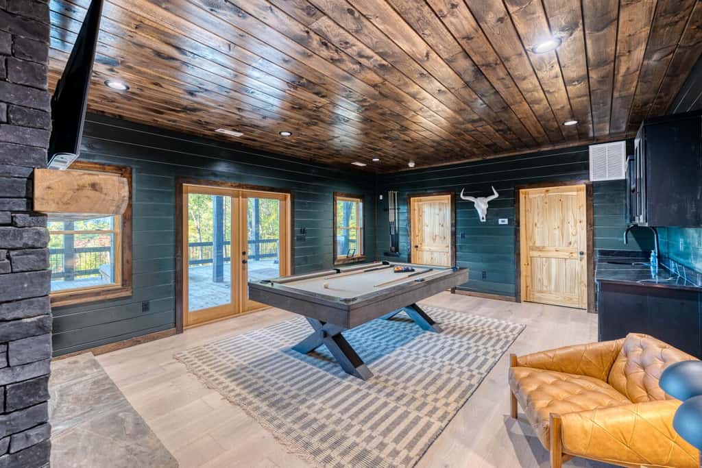 Pinnacle Place - Hot tub & mountain views