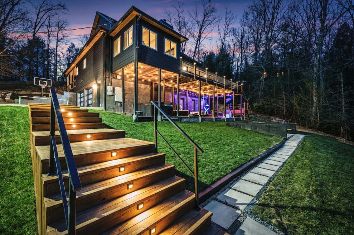 Private Pool, Hot Tub, Game Room—Near Gatlinburg!