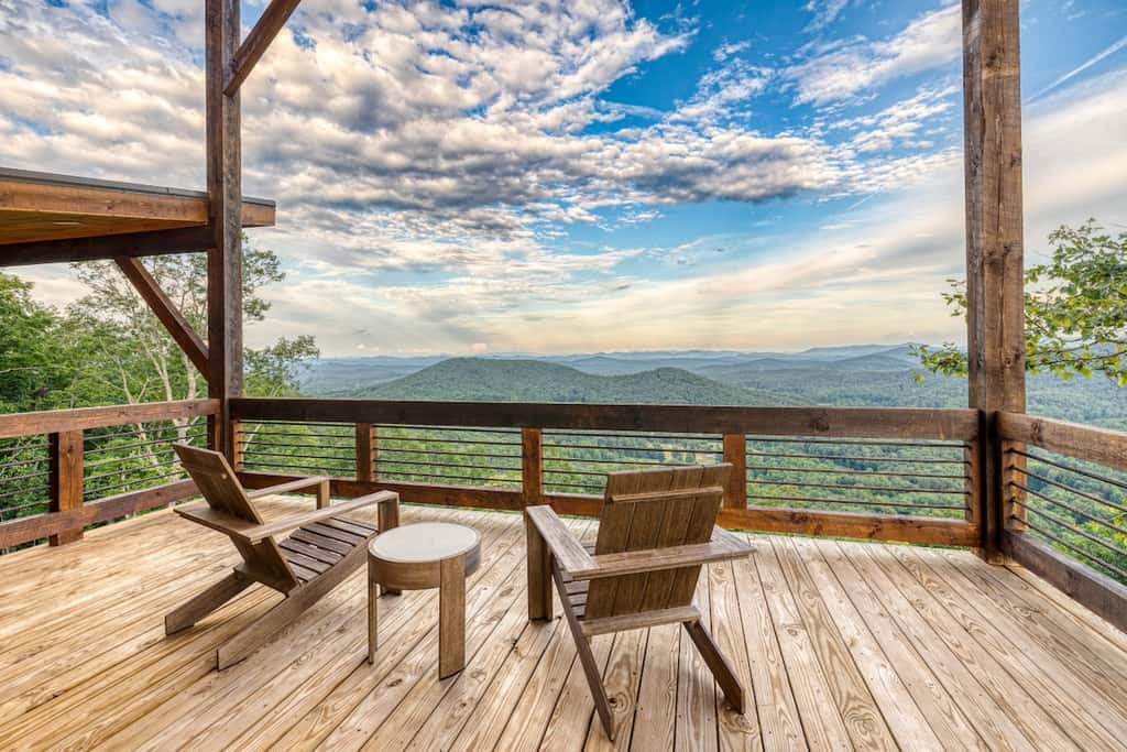 Big Sky 2 - Hot tub & game room